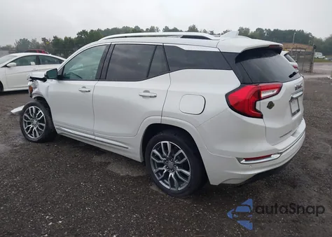 2022 GMC Terrain Awd Denali z USA, uszkodzony, nr VIN 3GKALXEV9NL155377